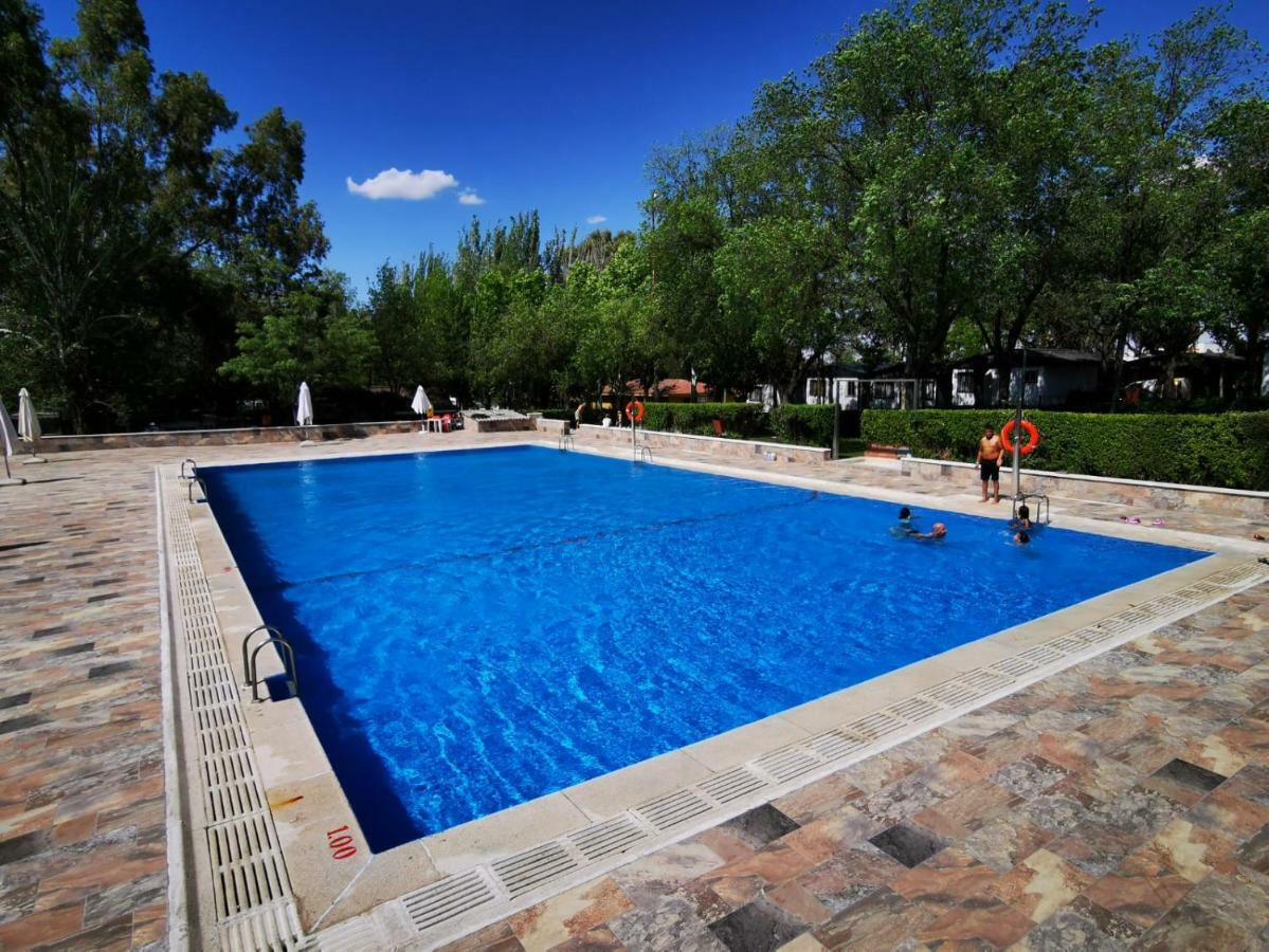 Bungalows Alpha Getafe Ngoại thất bức ảnh
